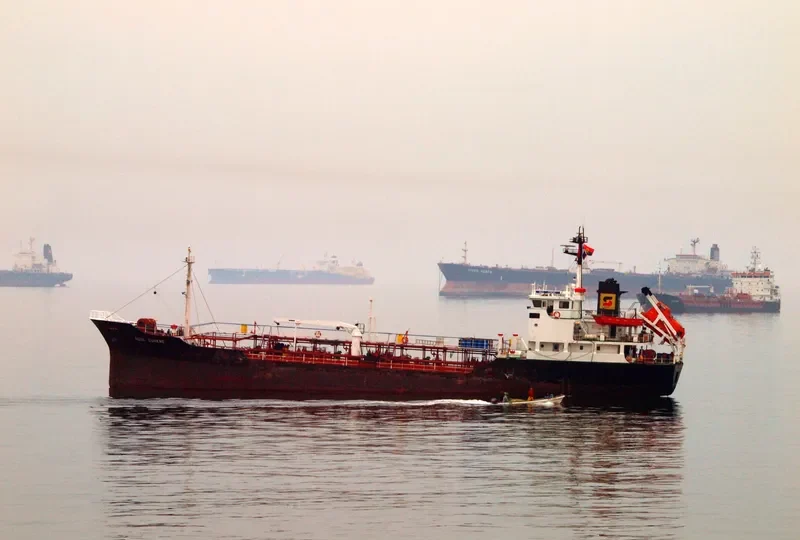 NGOL CUNENE Tanker IMO 9033593 photo 6