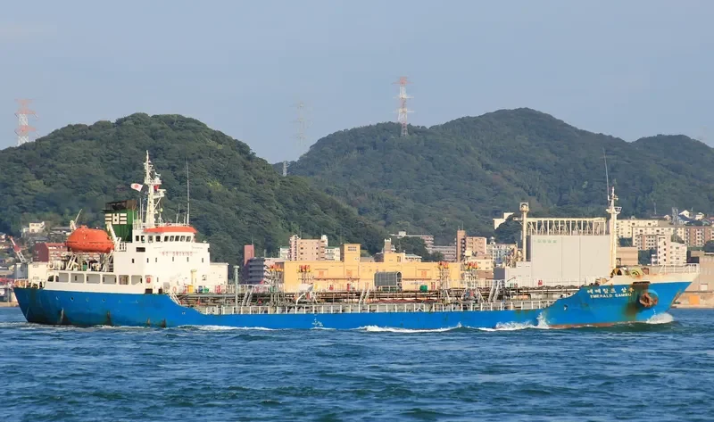 SHUN WANG 2 Tanker IMO 9033787 photo 6