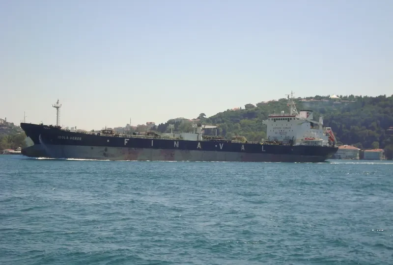 HIKA Tanker IMO 9033969 photo 5