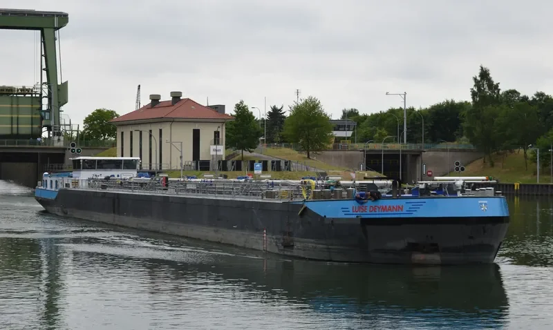 RIJMOS Tanker IMO 9034107 photo 7