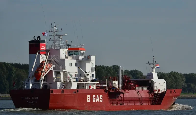 B GAS LAURA General Cargo IMO 9034509 photo 4