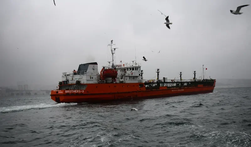 BROTHERS 3 Tanker IMO 9035369 photo 4
