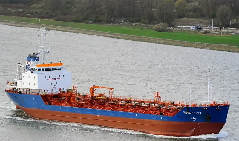 SVYATOY PAVEL Tanker IMO 9035826 photo 10