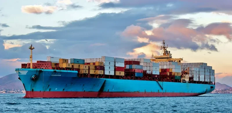 COMMODORE Container Ship IMO 9035981 photo 2