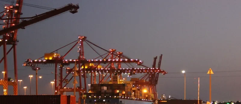 COMMODORE Container Ship IMO 9035981 photo 6