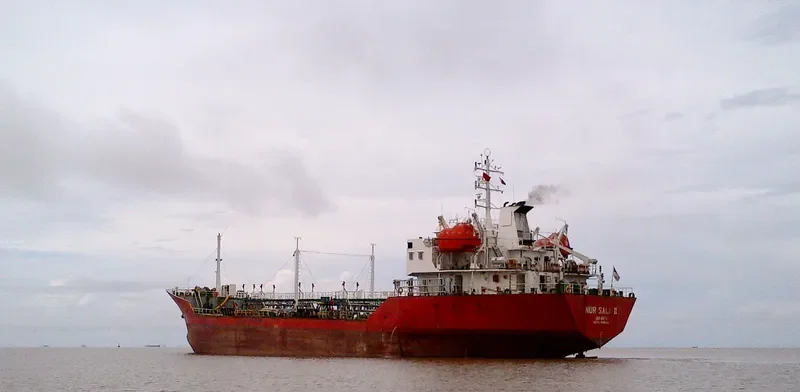 NUR SALY II Tanker IMO 9036143 photo 2