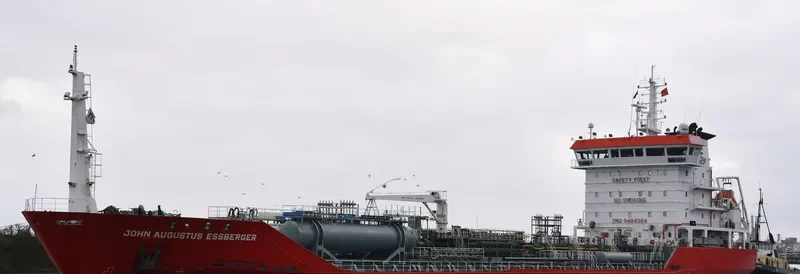 KORD ARCTIC Tanker IMO 9036272 photo 2