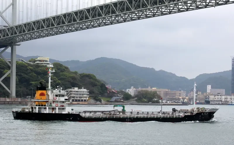 OZU Tanker IMO 9036686 photo 2