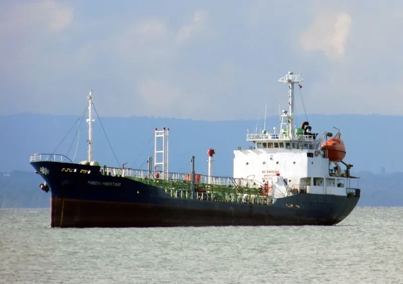 SOECHI PRESTASI Tanker IMO 9036739 photo 4