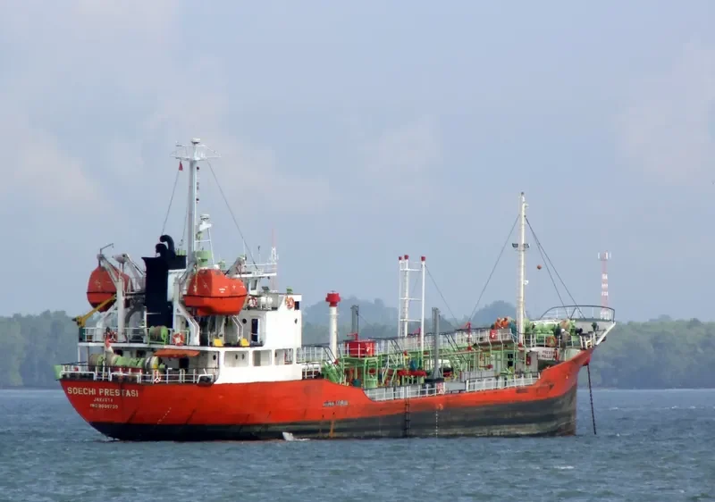 SOECHI PRESTASI Tanker IMO 9036739 photo 6