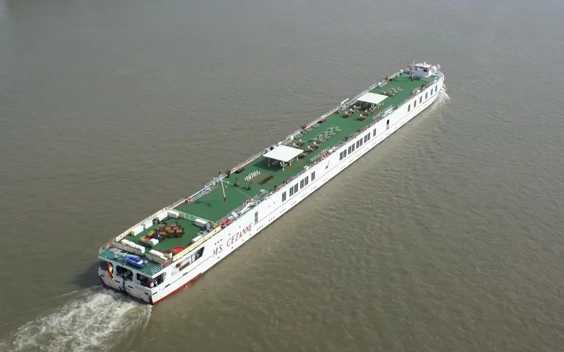 CEZANNE Passenger Ship IMO 9037927 photo 5