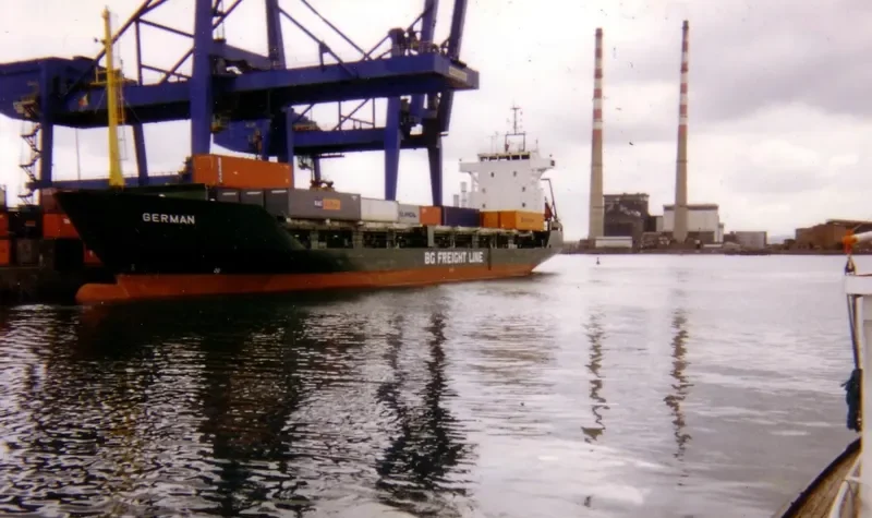 LADY NURAY Container Ship IMO 9038373 photo 3