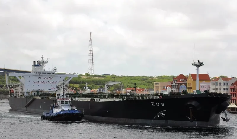 EOS Tanker IMO 9038878 photo 5