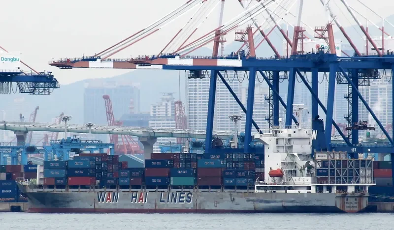 WAN CHAI 4 Container Ship IMO 9039561 photo 6