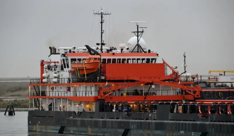 HOS CENTERLINE Offshore Vessel IMO 9040546 photo 4