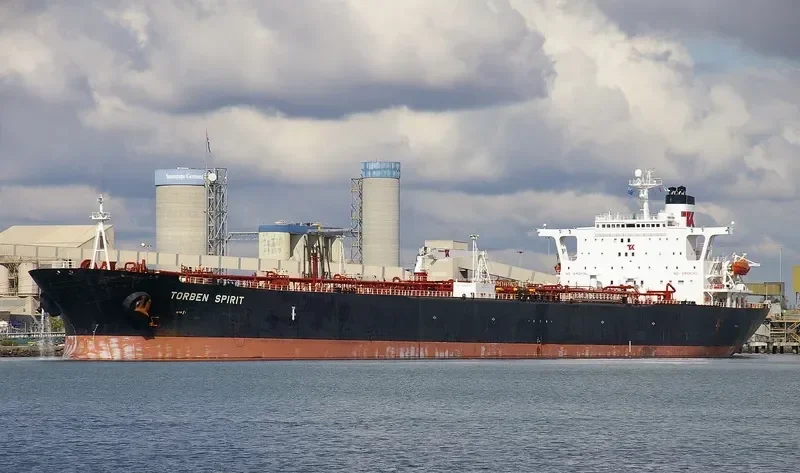 PIRI Tanker IMO 9041746 photo 10