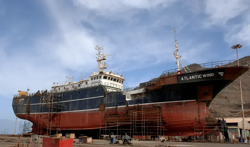 ATLANTIC WIND General Cargo IMO 9042001 photo 3