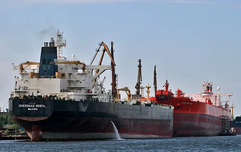 OVERSEAS BERYL Tanker IMO 9043043 photo 5