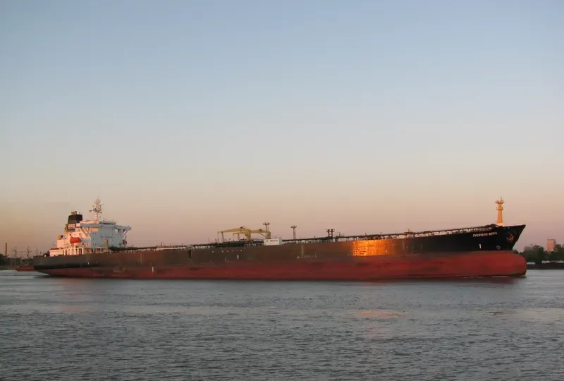 OVERSEAS BERYL Tanker IMO 9043043 photo 7