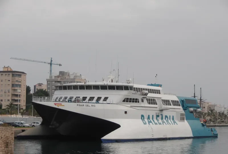 PINAR DEL RIO Passenger Ship IMO 9043952 photo 2