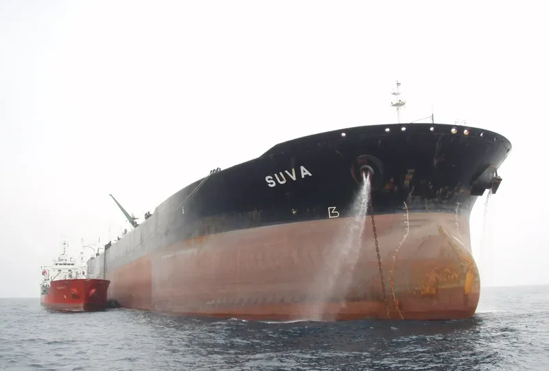 PETROBRAS 62 Tanker IMO 9044217 photo 2