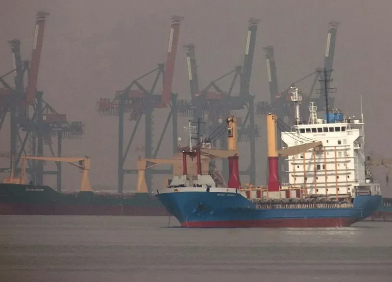 MITRA KENDARI Container Ship IMO 9044607 photo 5