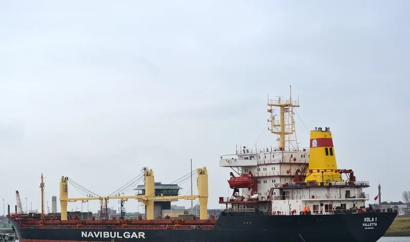 VOLA 1 Bulk Carrier IMO 9044700 photo 5