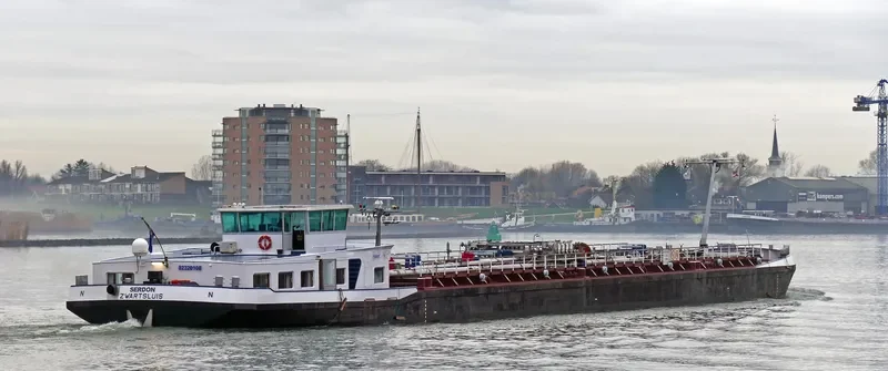 SERDON Tanker IMO 9044724 photo 4