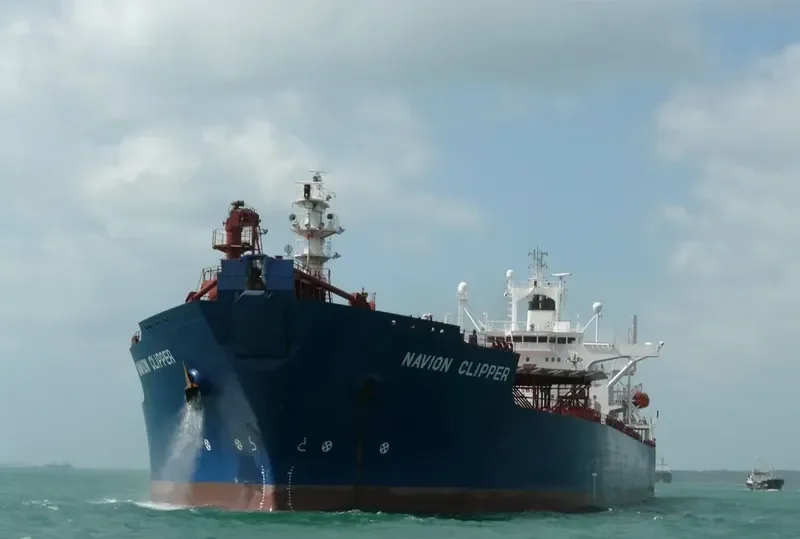 SUKSAN SALAMANDER Tanker IMO 9045974 photo 3