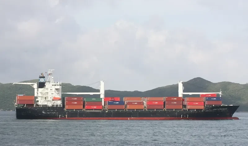 SAN ENZO Container Ship IMO 9046215 photo 5