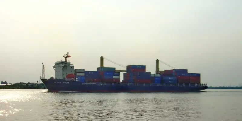 XETHA BHUM Container Ship IMO 9046411 photo 9