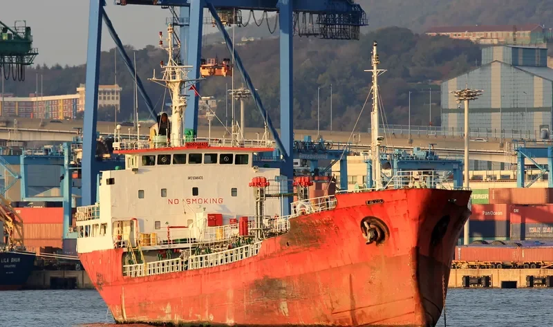 SW 6 Tanker IMO 9046435 photo 3