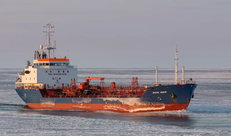 YAROSLAV MUDRYY Tanker IMO 9046576 photo 9