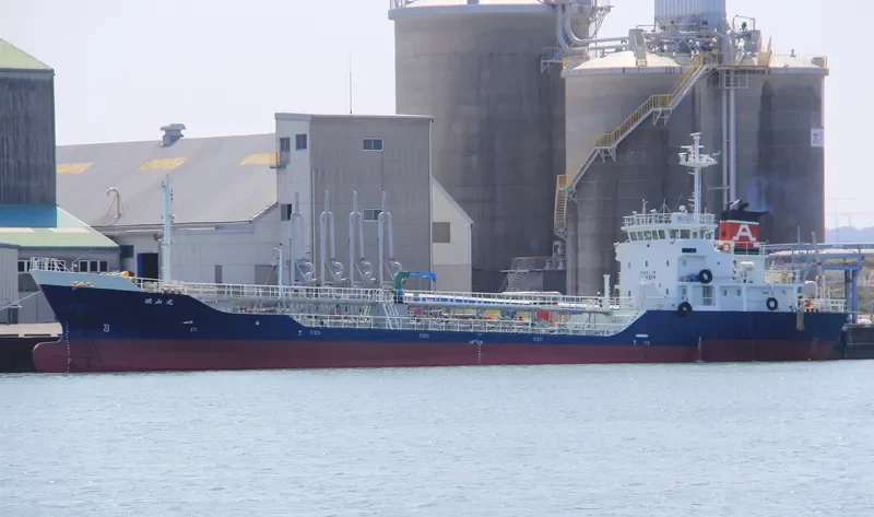 KIZAN MARU Tanker IMO 9046772 photo 2