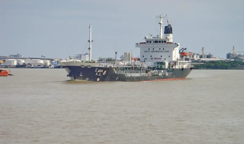 SHINE LUCK Tanker IMO 9047128 photo 4