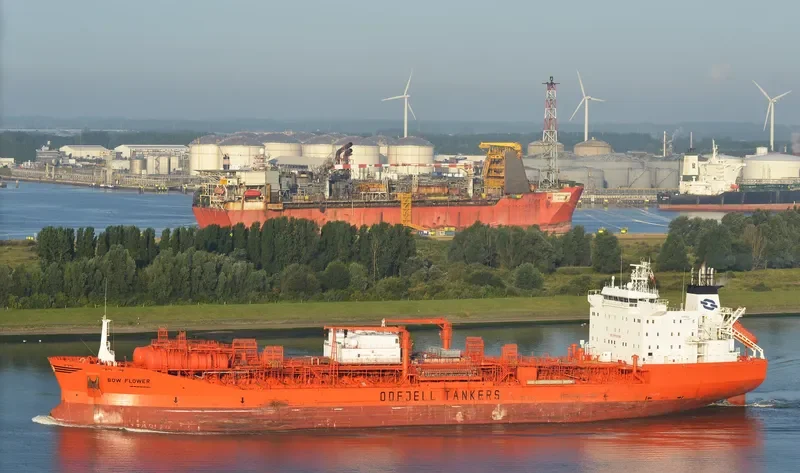 BOW FLOWER Tanker IMO 9047491 photo 2