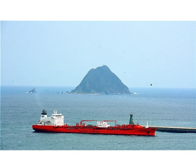 BOW FLOWER Tanker IMO 9047491 photo 5