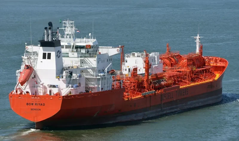 RIYAD Tanker IMO 9047506 photo 7