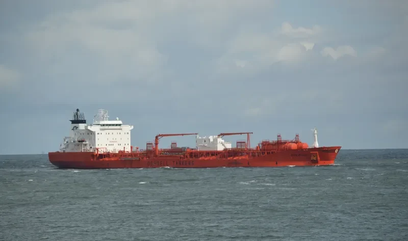 RIYAD Tanker IMO 9047506 photo 10
