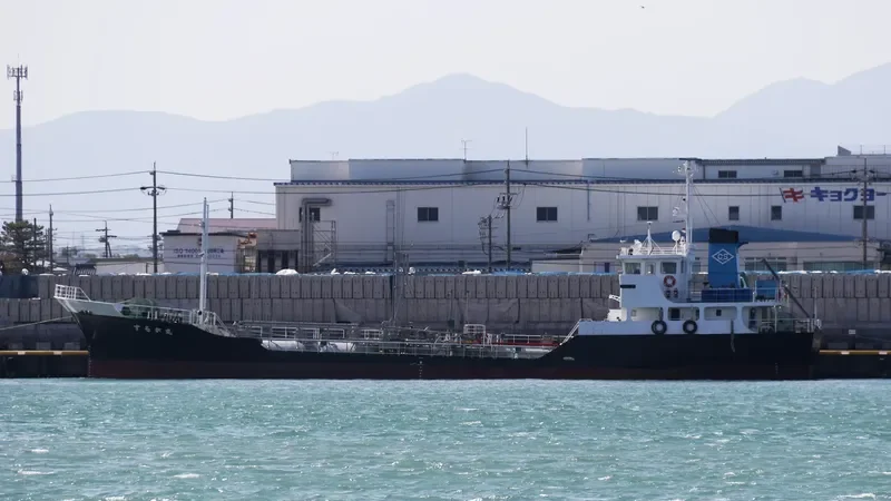 SURUGA MARU Tanker IMO 9047659 photo 6