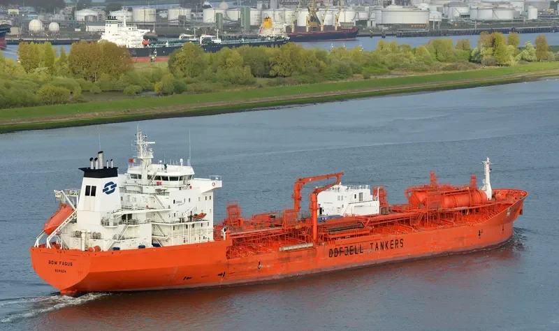 BOW FAGUS Tanker IMO 9047764 photo 5