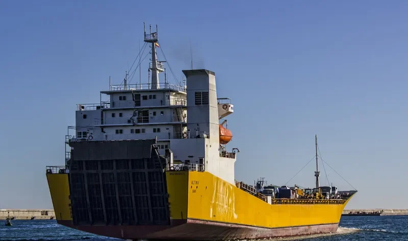 GALAXY F Ro-Ro IMO 9048471 photo 7