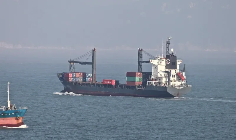 HANSA LONDON Container Ship IMO 9048976 photo 8