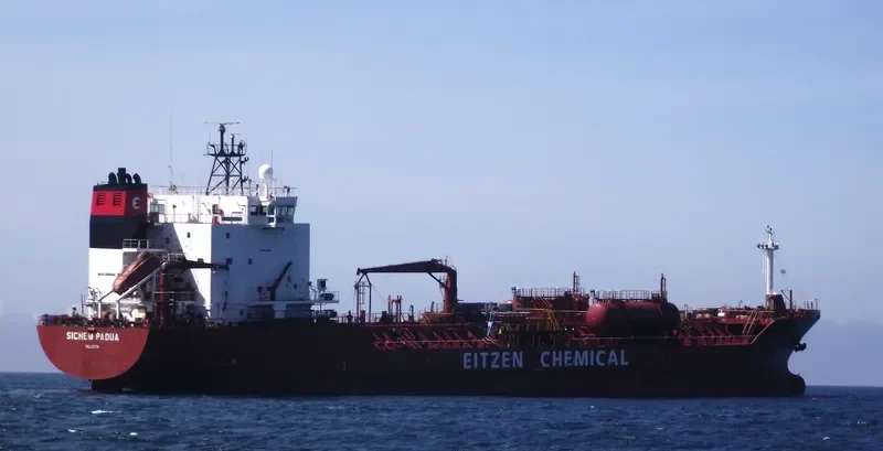 TRUE COLORS Tanker IMO 9050400 photo 10