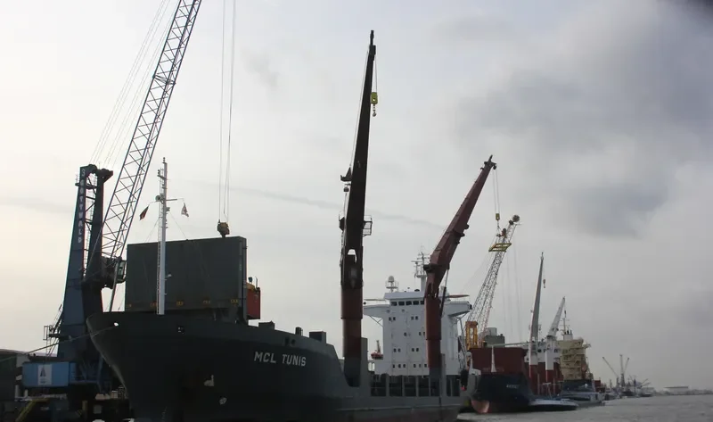 RELIANCE General Cargo IMO 9051595 photo 4