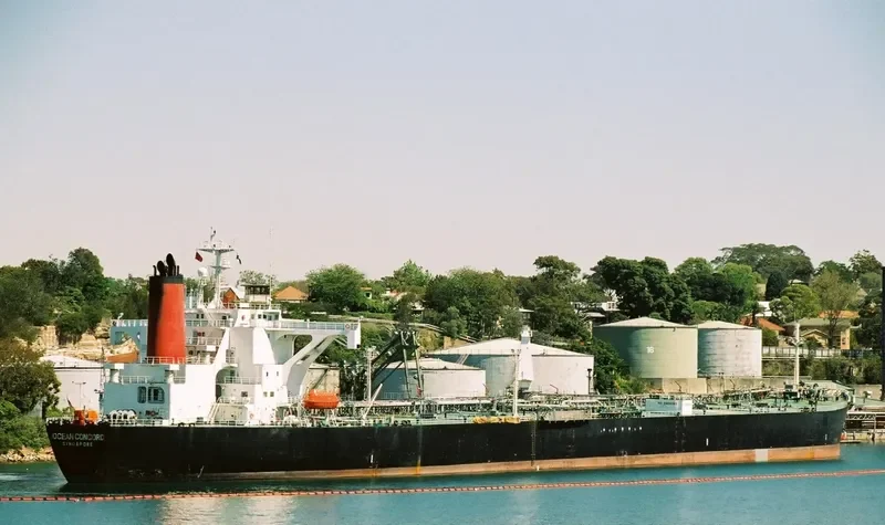 OCEAN CONCORD Tanker IMO 9052874 photo 2