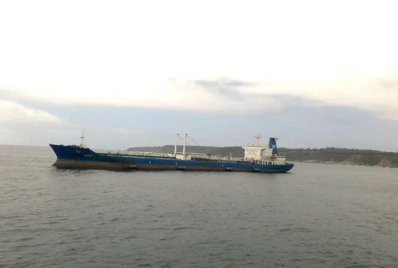 VALDIVIA Tanker IMO 9053115 photo 9