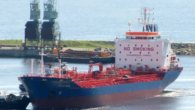 OSTROV SAKHALIN Tanker IMO 9053206 photo 8