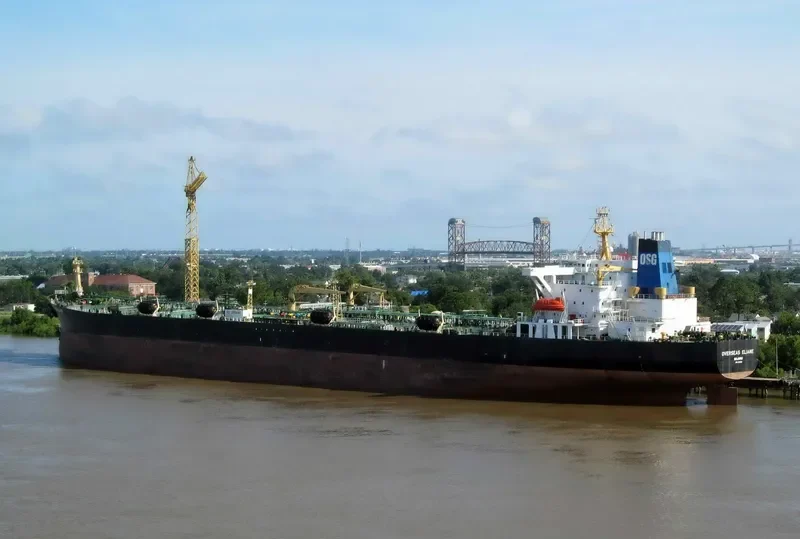 OVERSEAS ELIANE Tanker IMO 9053660 photo 3