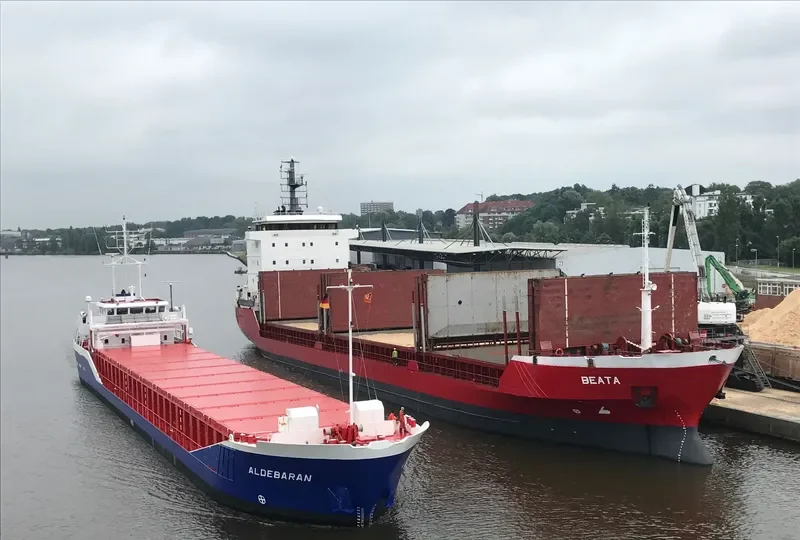 BEATA General Cargo IMO 9053828 photo 4